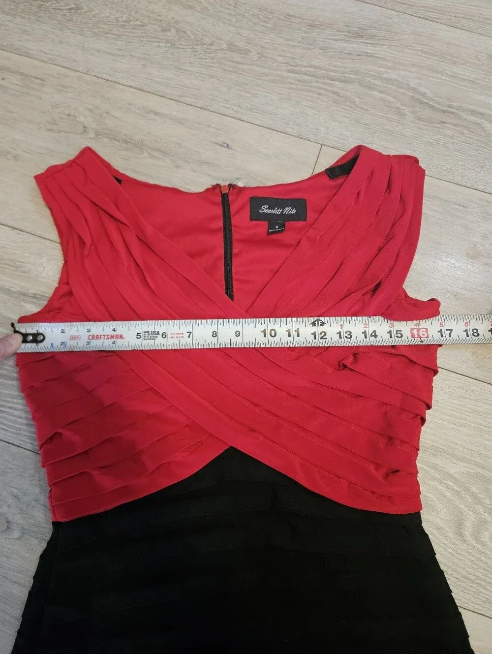 Scarlett Nite Dress Size 8 Red Black Two Tone Pleated Bodycon Cocktail Mini Zip
